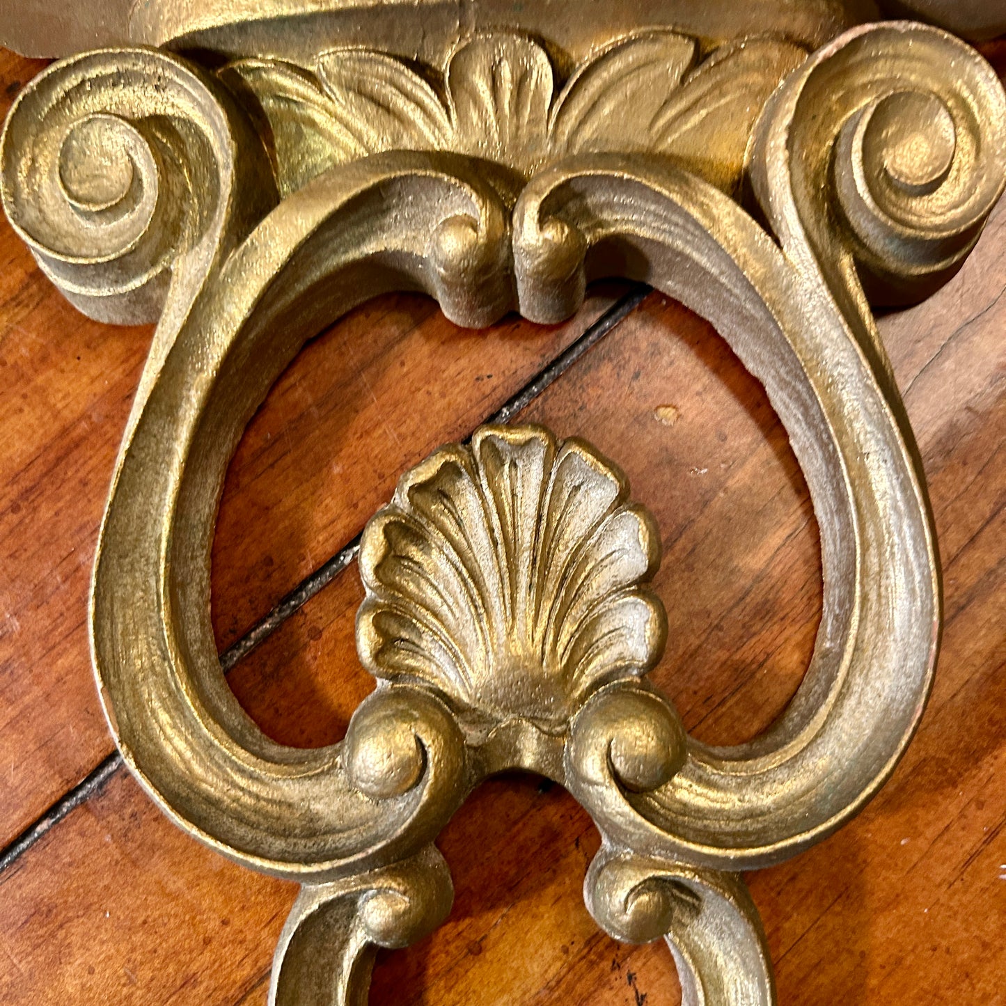 Vintage Hollywood regency gold gilt clam wall sconces