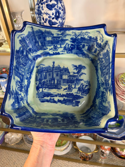 Beautiful Victoria Ware Ironstone bowl!