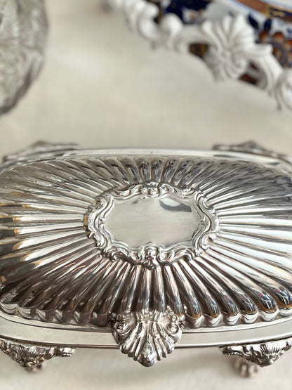 Live 09/20 Gorgous F.B. Rogers RococoSilverplate Roll-Top Butter Server with Lion’s Head Feet & Original Glass Insert