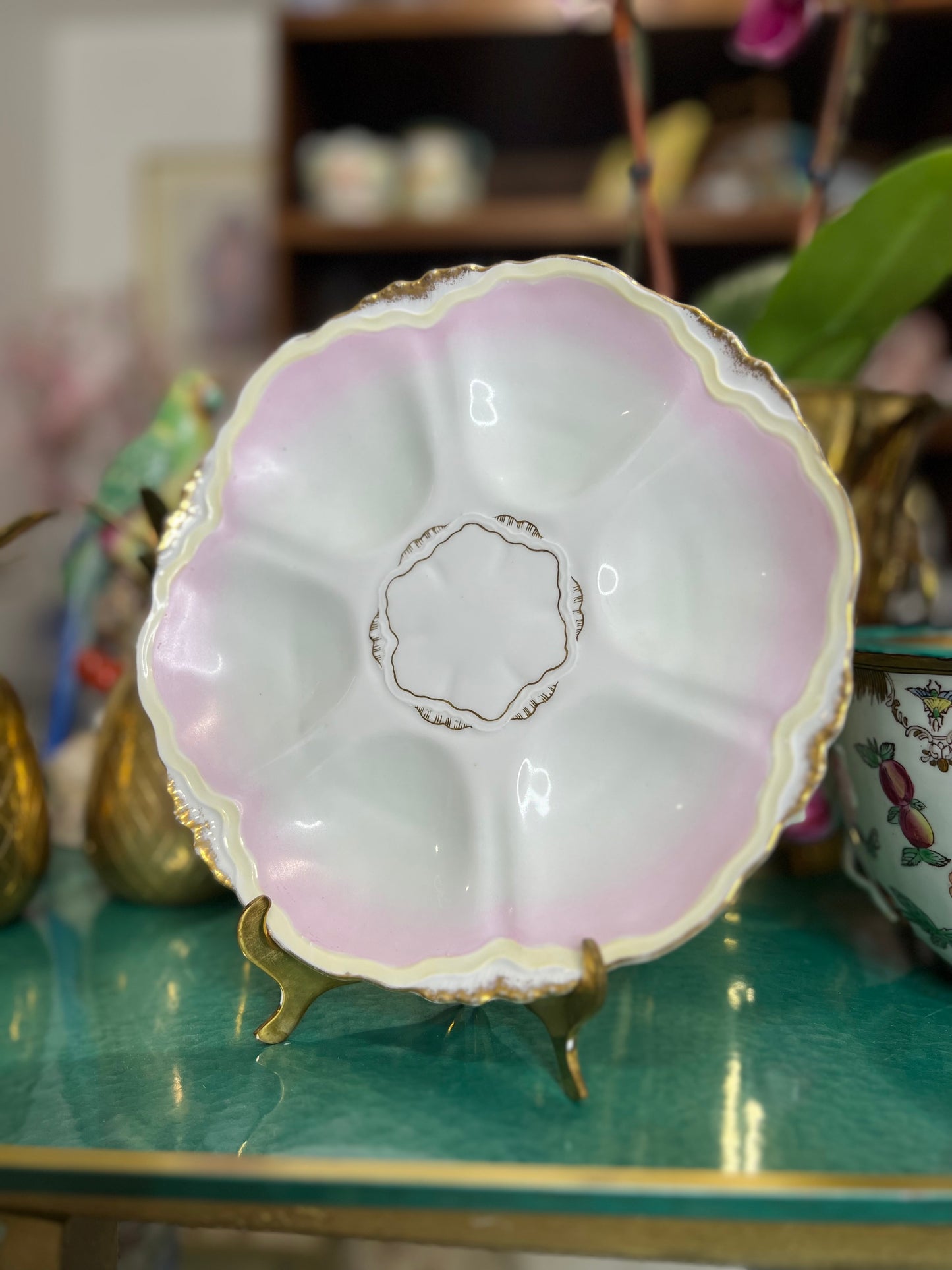 Stunning Weimar Pink and Gold Oyster Plate