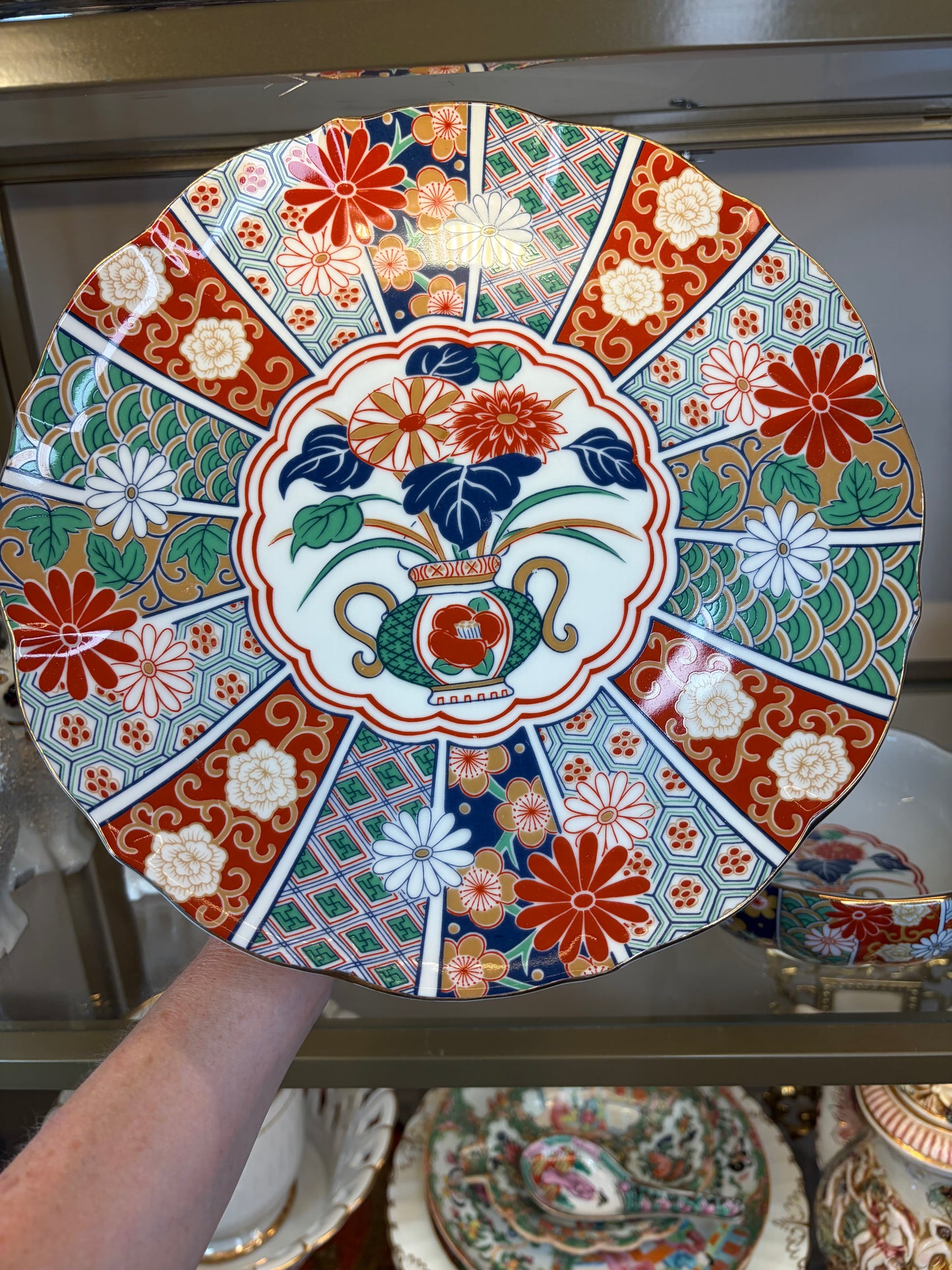 Beautiful Japanese Imari cake stand and matching bowl!
