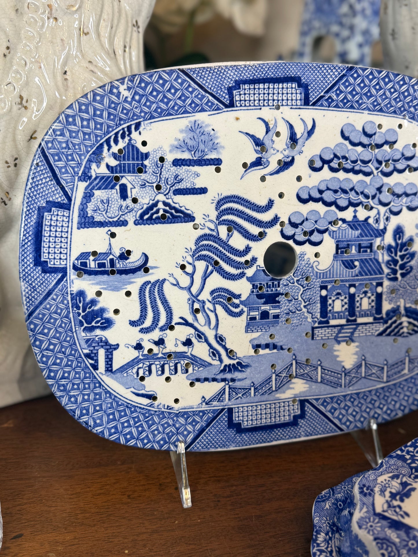 Victorian Blue Willow Transferware Drainer – 11.25” x 9”