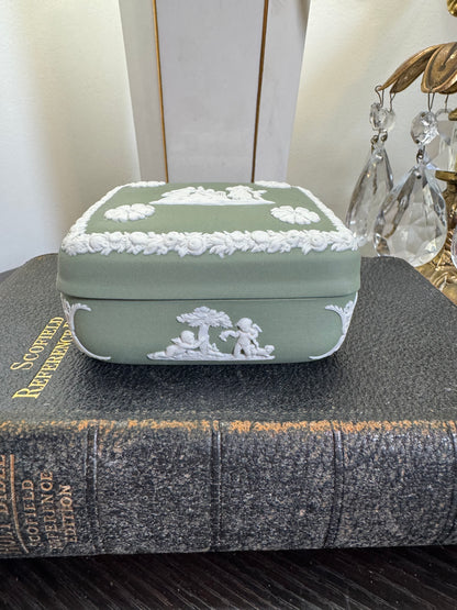 Wedgwood sage green and white square box