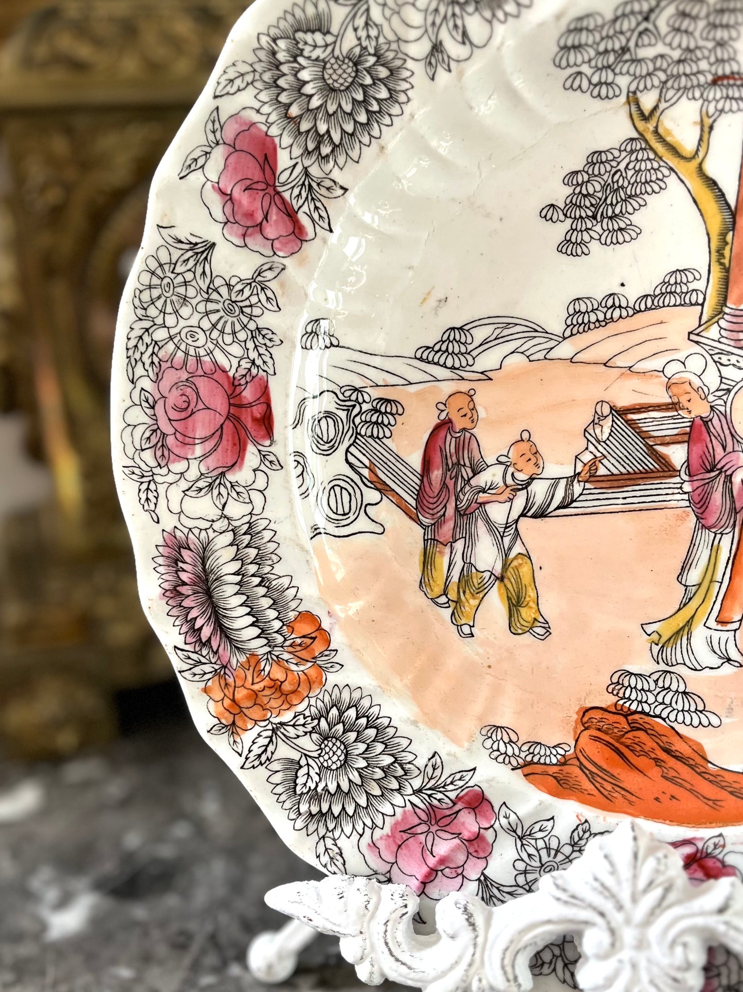 19th C. English Ironstone Chinoiserie Plate — Scalloped Rim, Continental-Style Crossed Mark” Early 1800’s Attributed to Mason’s