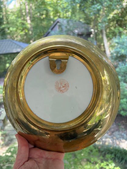 Stunning Tobacco leaf brass encased shallow 9” bowl!
