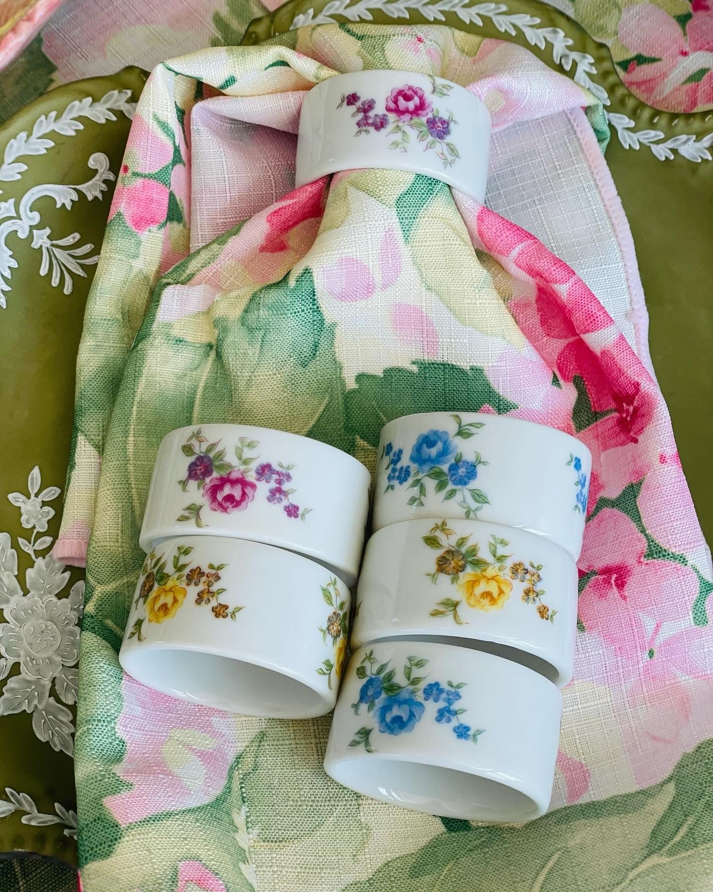 Vintage Set of 6 Hand Painted Porcelain Floral Napkin Rings - Pristine!