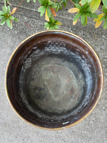 Beautiful large brass planter with grape vine motif, Lion handles, and claw feet! As is!