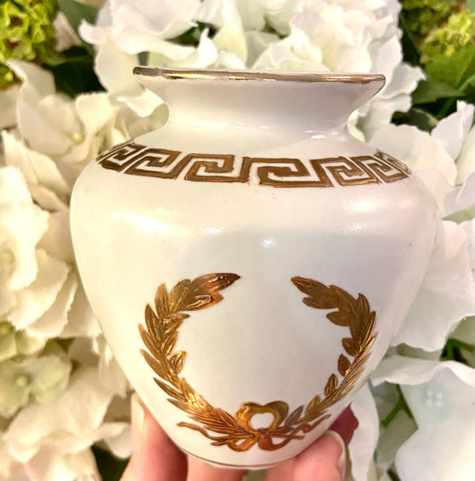 Charming TOYO designer Greek key fretwork white and gold bud vase decor
