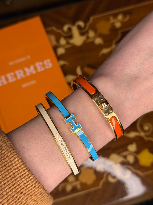 Turquoise Enamel “H” Gold Hinged Bangle Bracelet