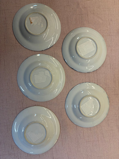 Beautiful French Blue Willow small shallow bowls set of 5!