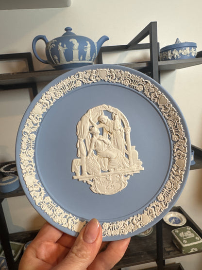 Wedgwood Valentine plate 1994