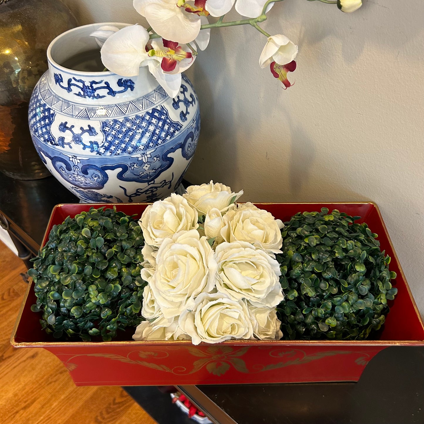 Festive Vintage Red double Lion Head handle tole Planter centerpiece