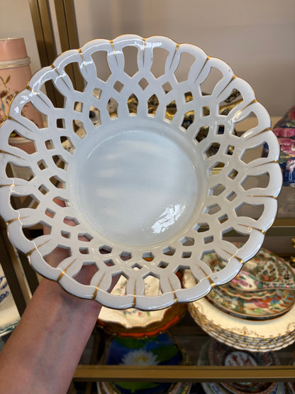 Lovely reticulated Andrea by Sadek footed bowl!
