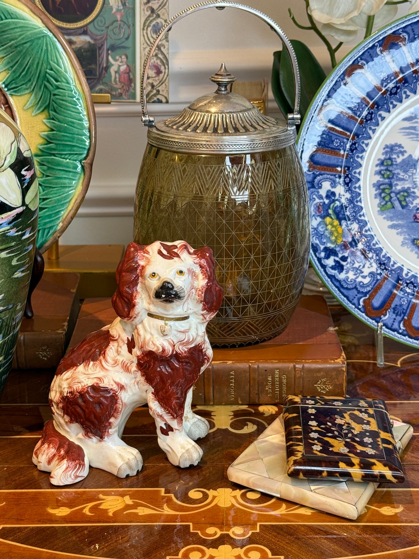 Antique Staffordshire Spaniel Figure c.1880–1900 Red & White Pottery Dog 5.5” Tall