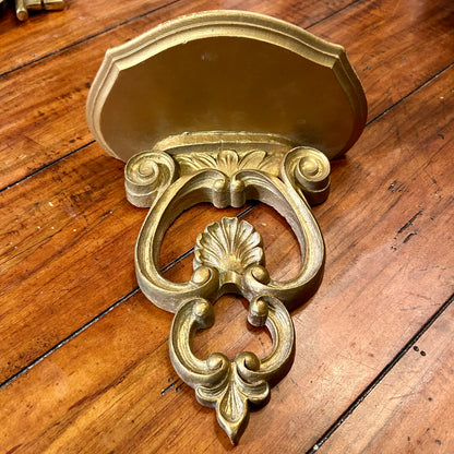 Vintage Hollywood regency gold gilt clam wall sconces