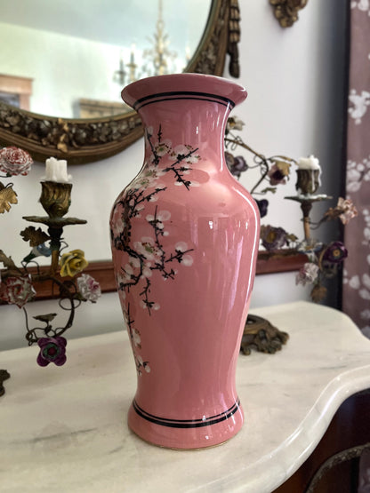 Gorgeous Pink Chinoiserie Hand Painted Enamel Birds And Blossoms Vase - Chinese Export