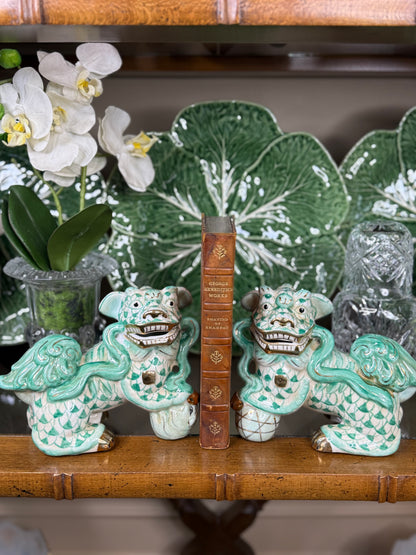 Danny’s Fine Porcelain - Teal & White Fishnet Spaniel Foo Dog Figure Pair W/ Gold Accent: 7Lx3.5Wx5.5H