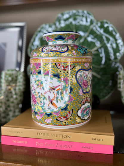 Danny's Fine Porcelain: Rose Medallion Canton Porcelain Tissue Box Cover – Round Decorative Tissue Holder, 7” #41423