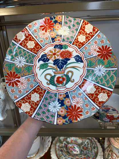 Beautiful Japanese Imari cake stand and matching bowl!