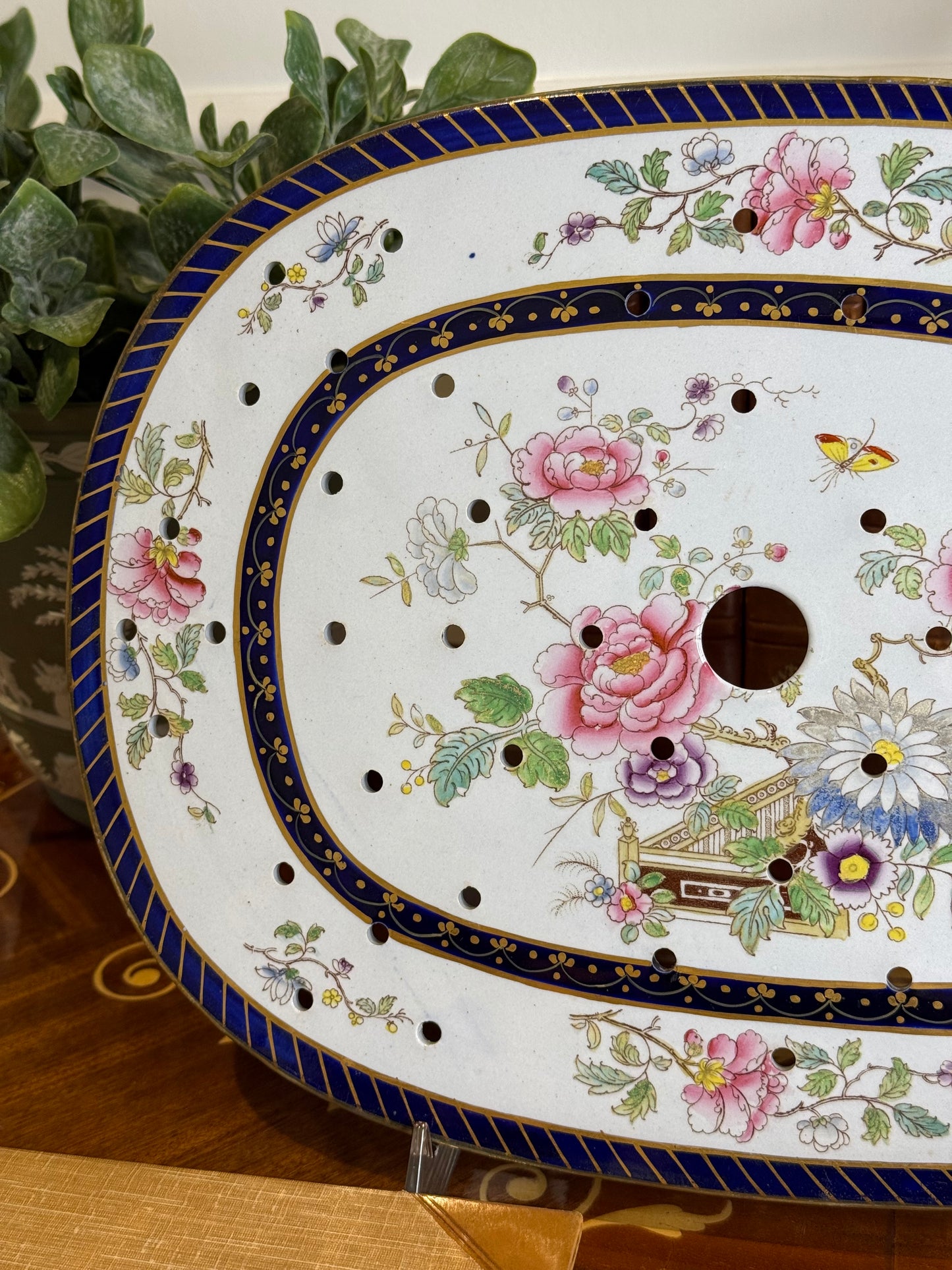 Hicks, Meigh & Johnson “Improved Stone China” Meat Drainer Platter, c.1830 | Floral & Cobalt Flow Blue | 12.5” x 9” | #DA4373