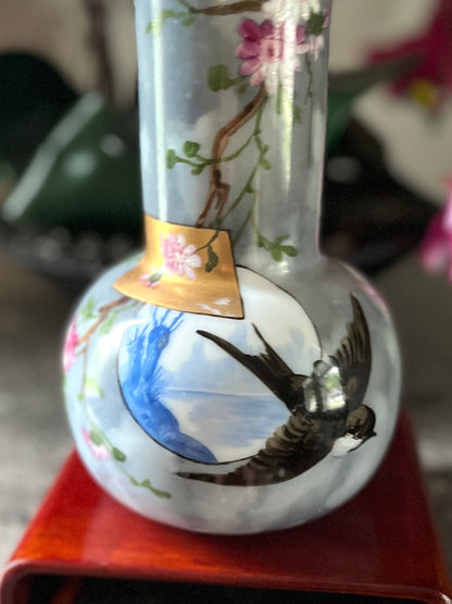 Live 06/29 Stunning Baccarat French Japonisme Opaline Glass Cabinet Vase - Late 1800’s