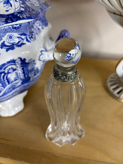 Gorgeous French Royal Opera perfume bottle!