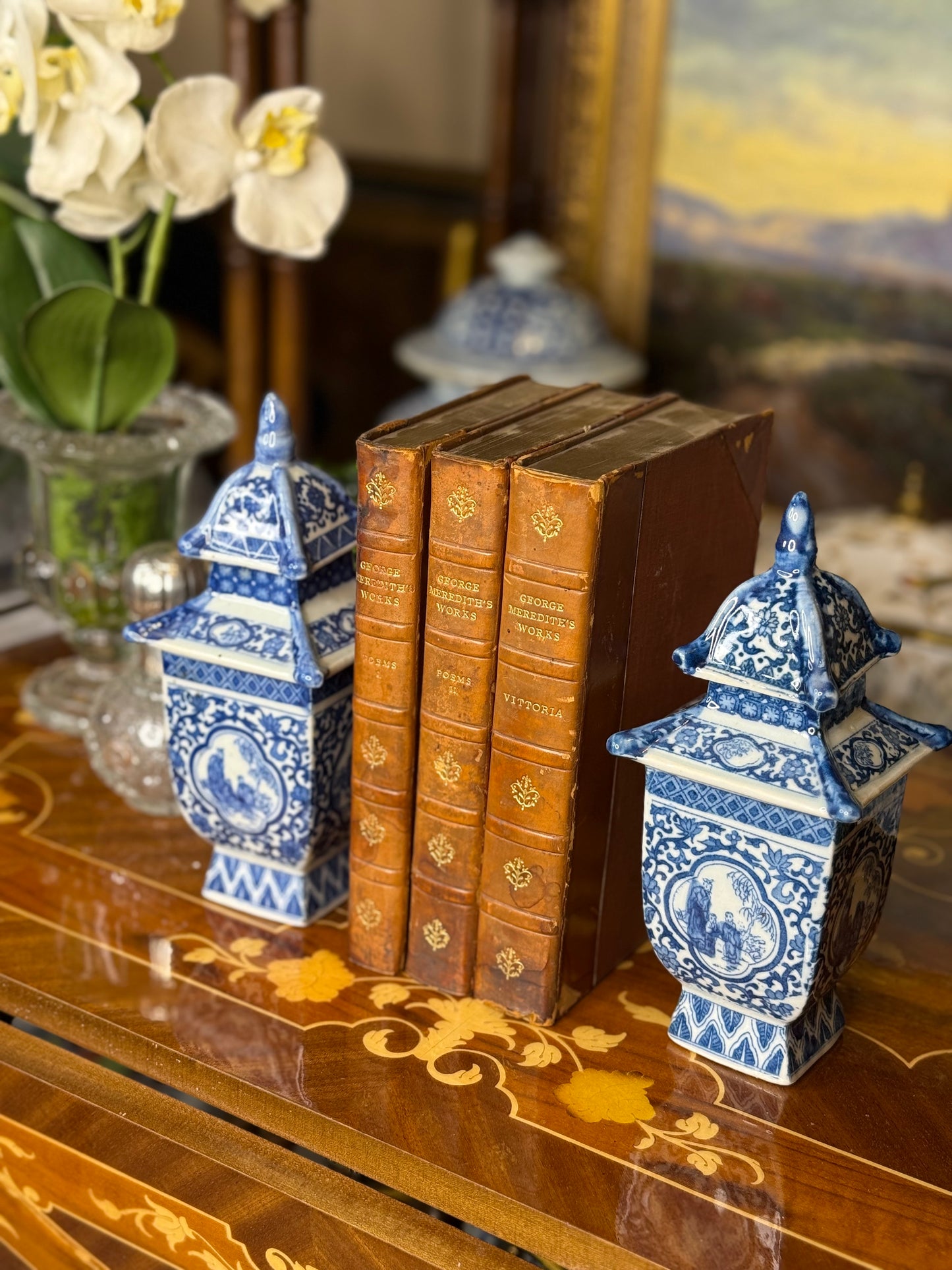 Danny's Fine Porcelain: Petite Blue & White Pagoda Lidded Jar – Courtyard Scene, 8” Tall