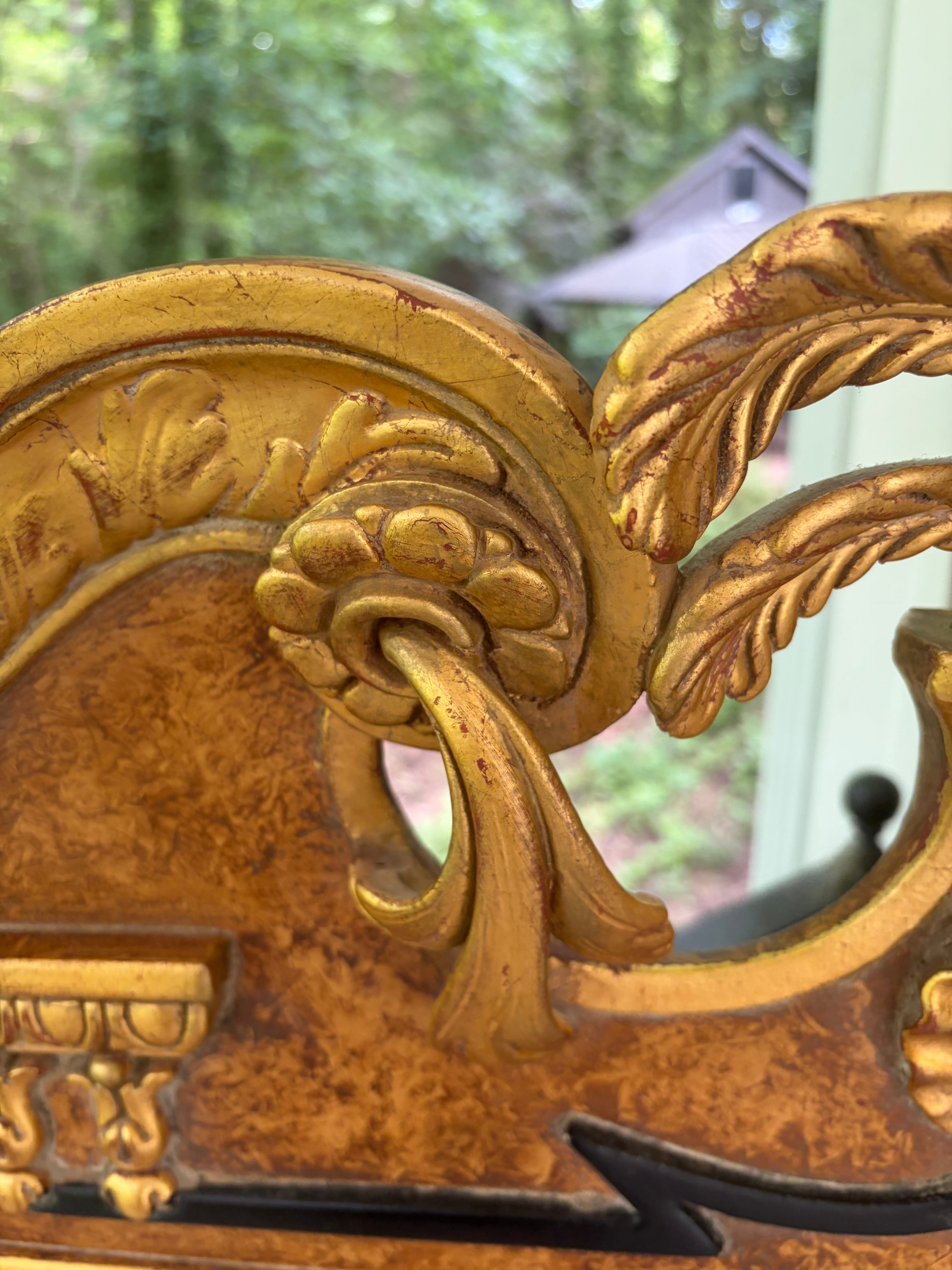 Stunning Italian Giovannini Chelini handcarved wooden mirror with