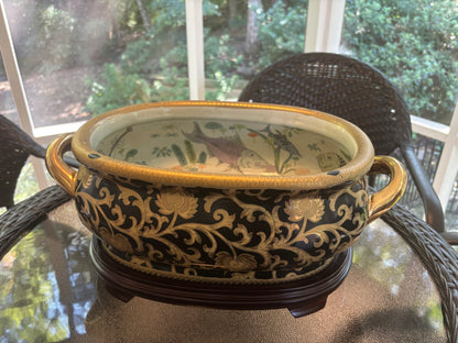 Stunning 18” Handpainted black and gold footbath  planter on stand!