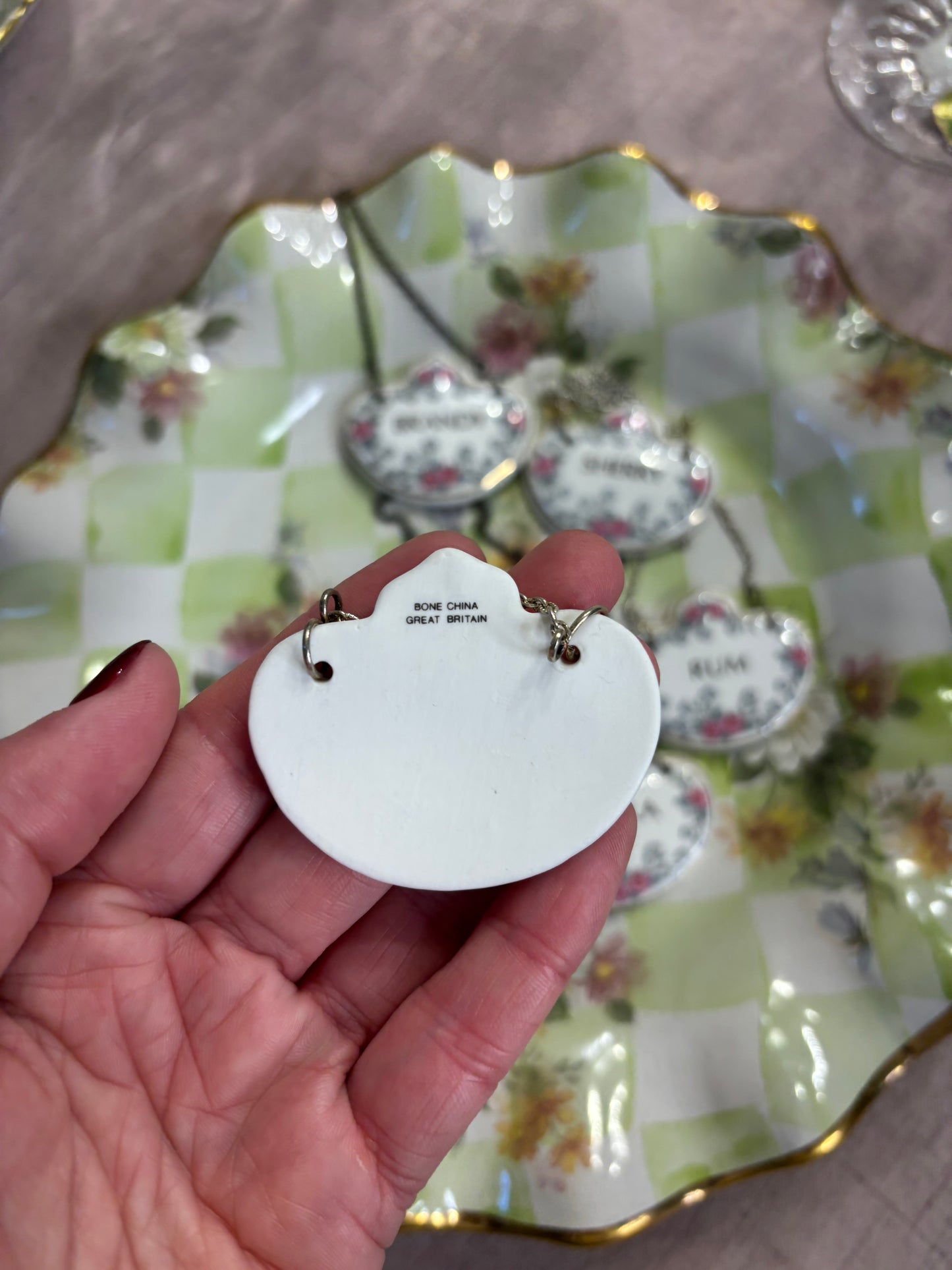 Beautiful decanter tags set of 7!