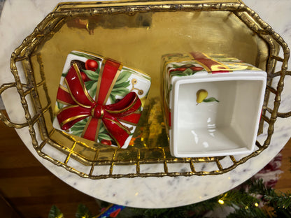 Stunning Tiffany & Co. present box!