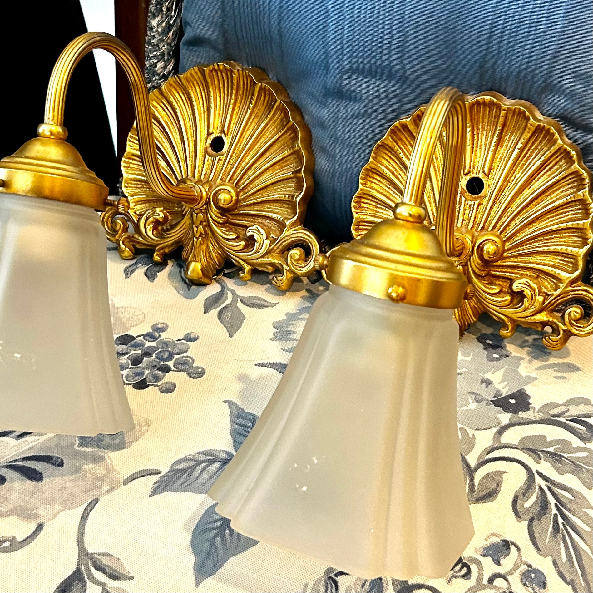Rare Hollywood regency style clamshell brass wall electric sconces ...