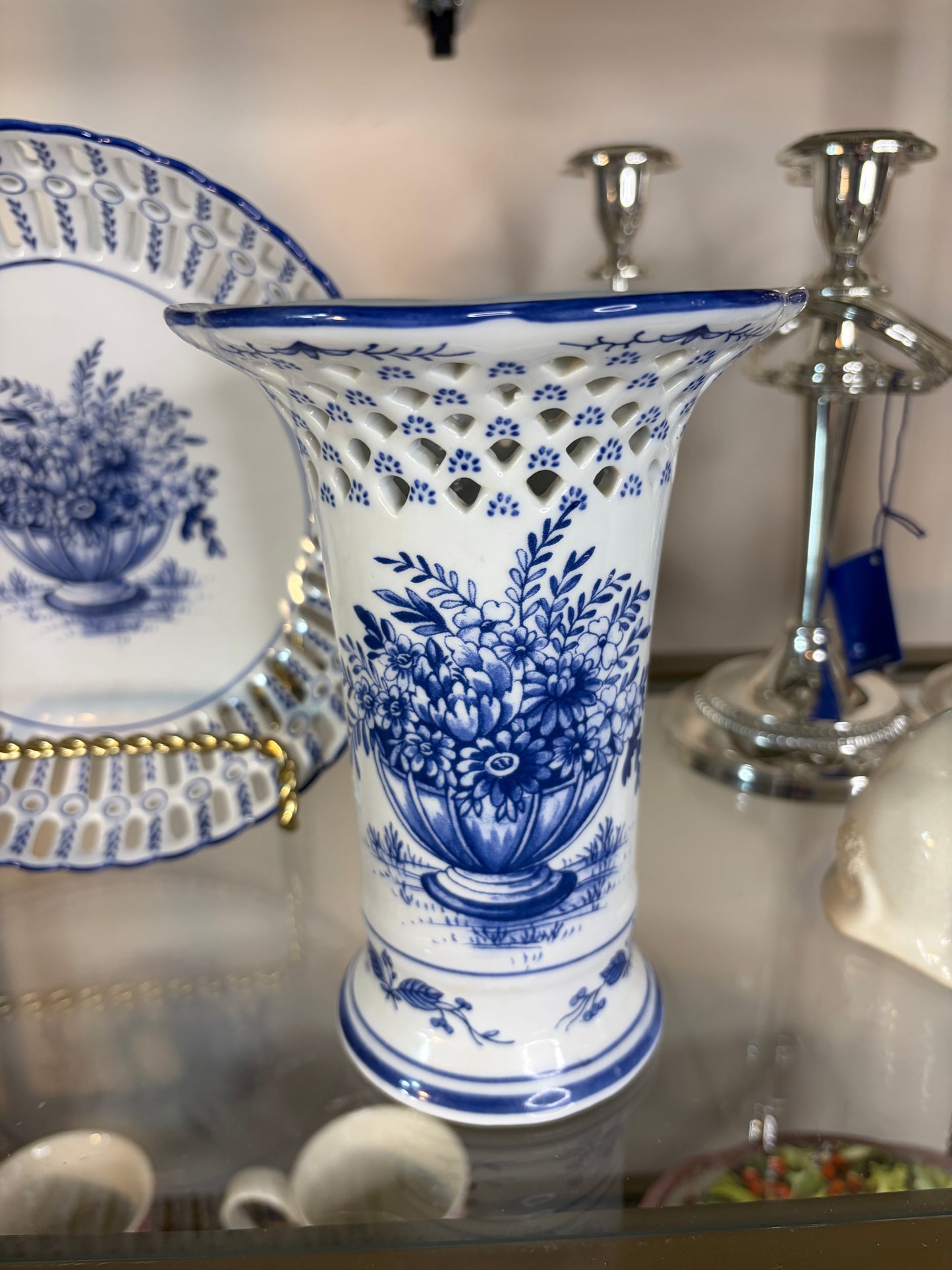 Lovely reticulated blue and white floral bowl and vase set!