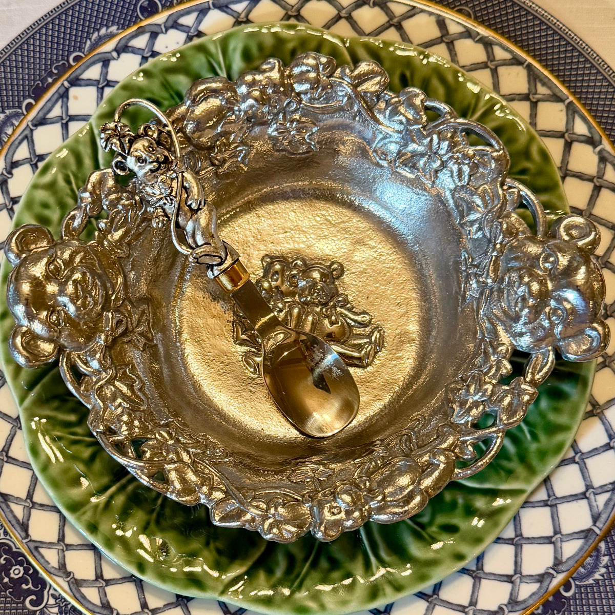 Rare teddy bear serving bowl and spoon by designer Arthur Court 1997