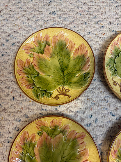 Majolica set of 4 leaf plates!