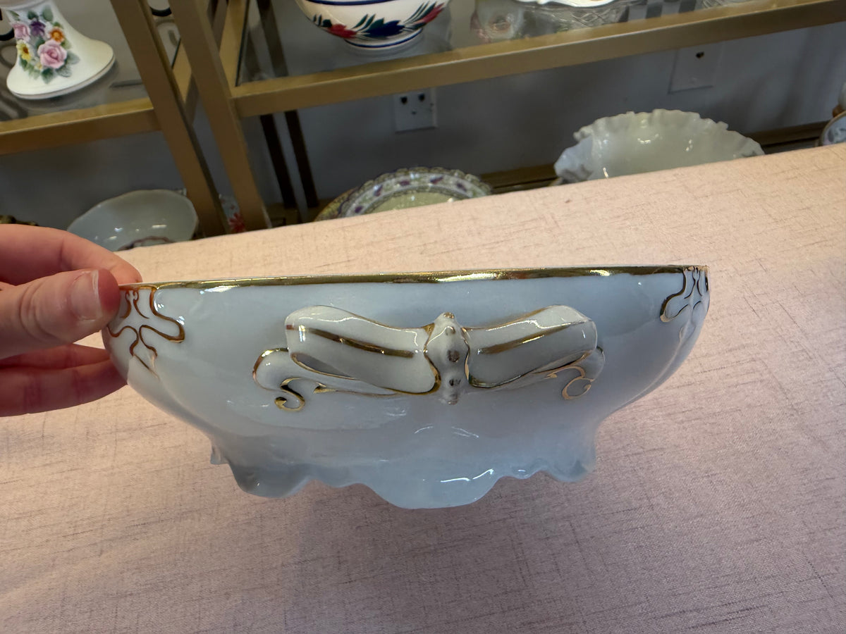Gorgeous antique Vienna fish lidded tureen!