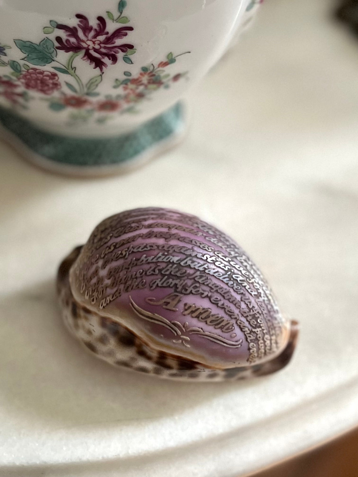 Live 09/22 Late 19th Century Victorian Carved Tiger Cowrie Shell – The Lord’s Prayer Purple/Pink Hues