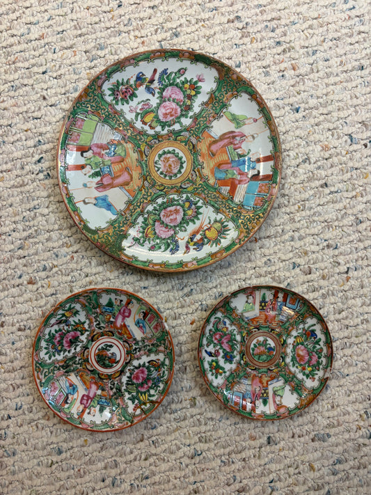 Set of antique Rose Medallion plates! As is!!