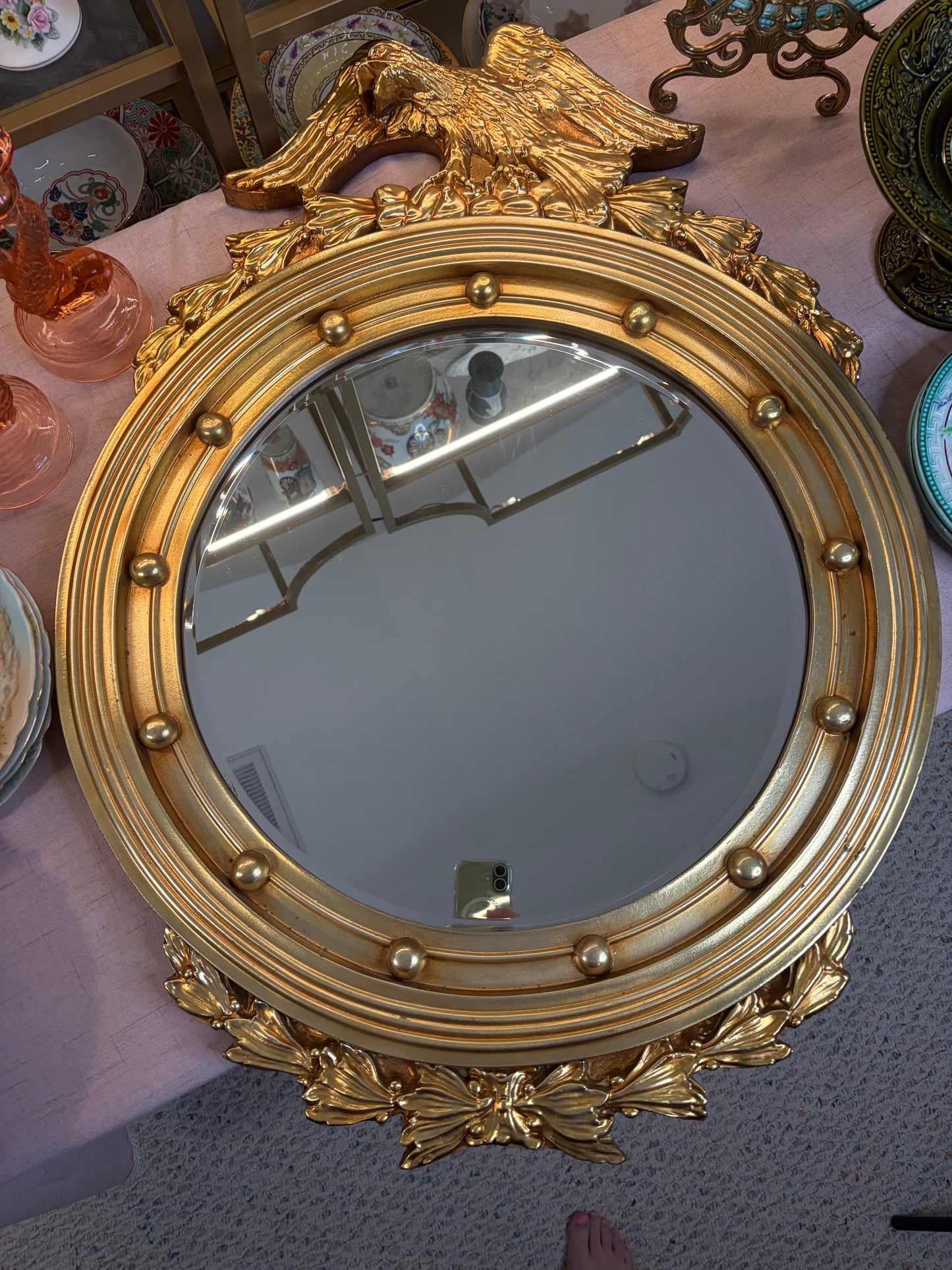 Stunning American Federal Eagle Bullseye Gold Gilt wood mirror! Measures 32.5” x 23 1/4”.