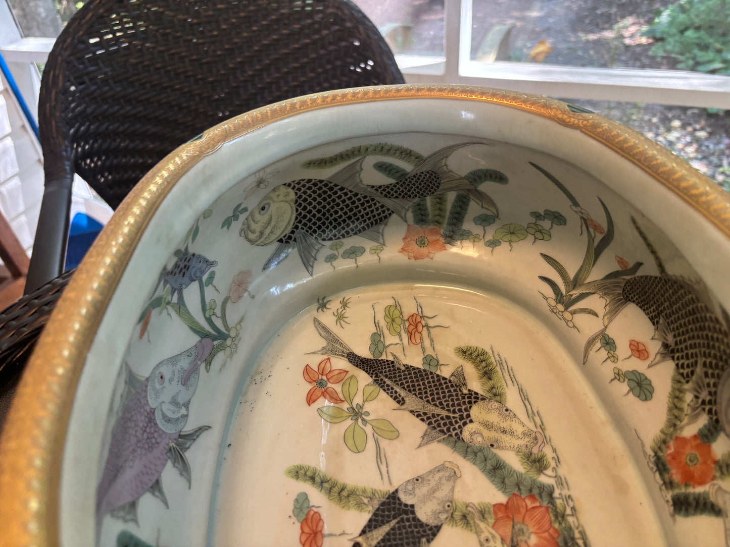 Stunning 18” Handpainted black and gold footbath  planter on stand!