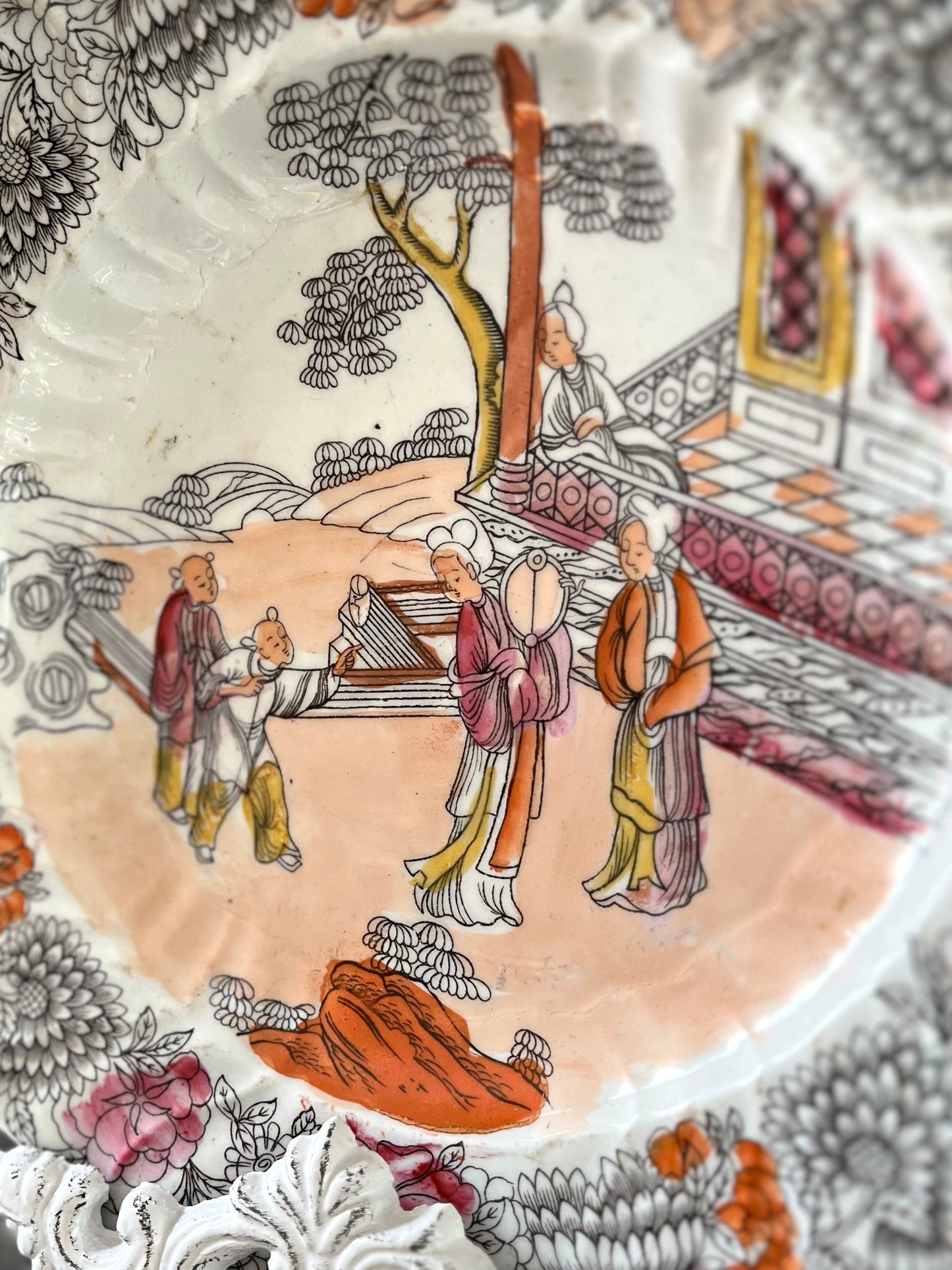 19th C. English Ironstone Chinoiserie Plate — Scalloped Rim, Continental-Style Crossed Mark” Early 1800’s Attributed to Mason’s