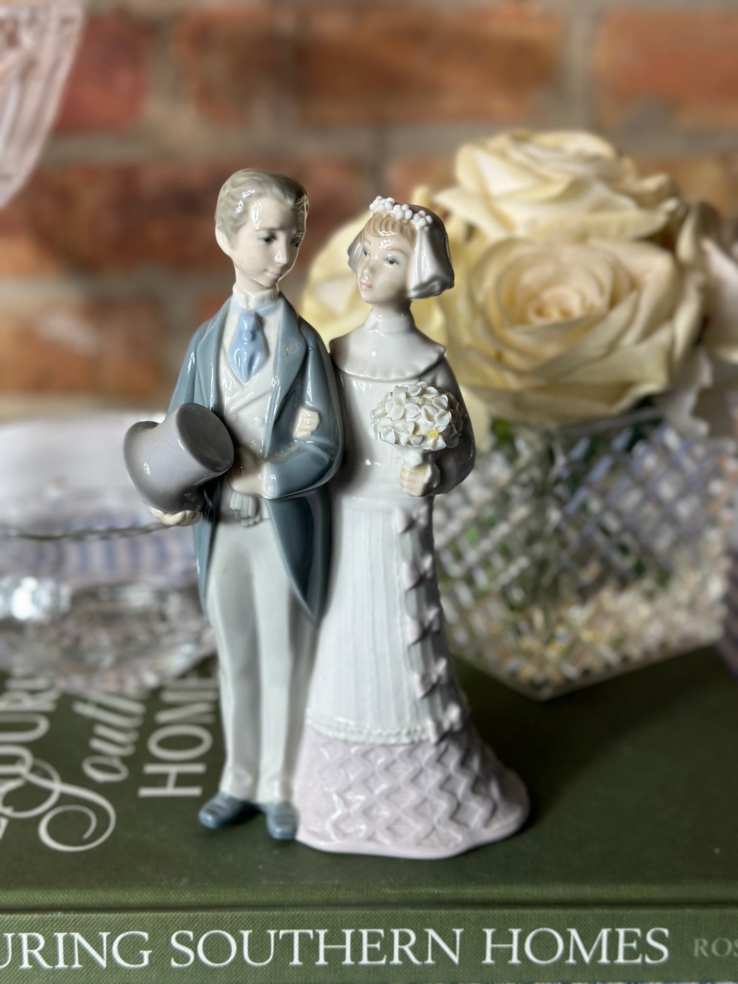 Lladro Wedding Couple 4808, 7.5” Tall - Pristine!