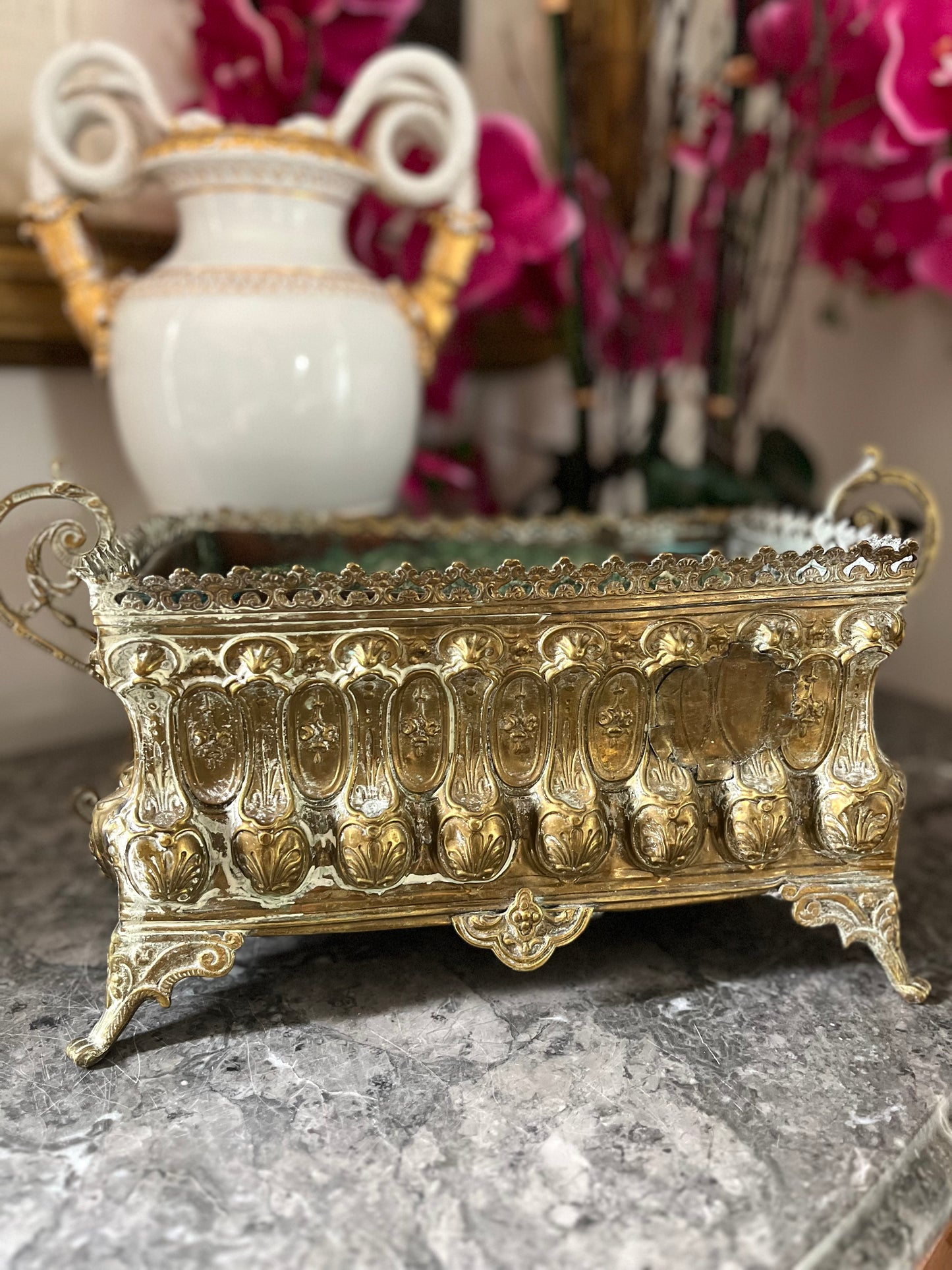 Live 06/22 Antique French Brass Jardinière Cachepot with Copper Liner