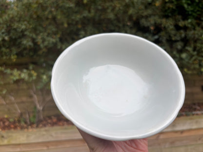 Vintage chinoiserie floral bowl!