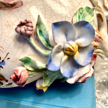 Glorious Italian Bassano lidded  cache pot planter centerpiece