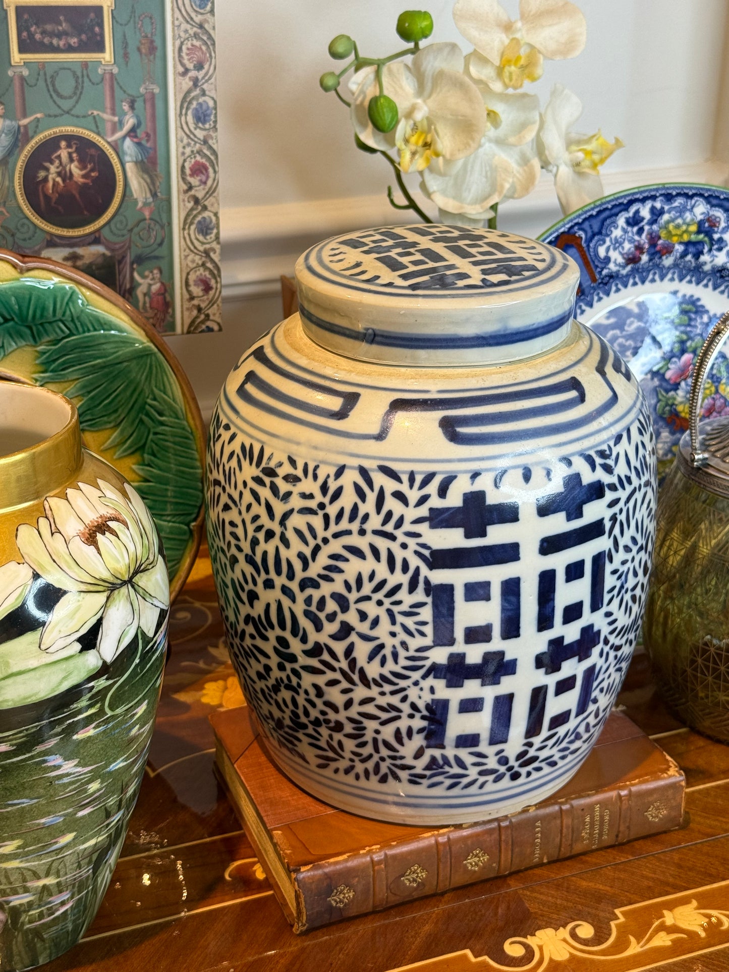 Vintage Blue & White Double Happiness Ginger Jar with Lid 9.5” Tall Chinese Porcelain