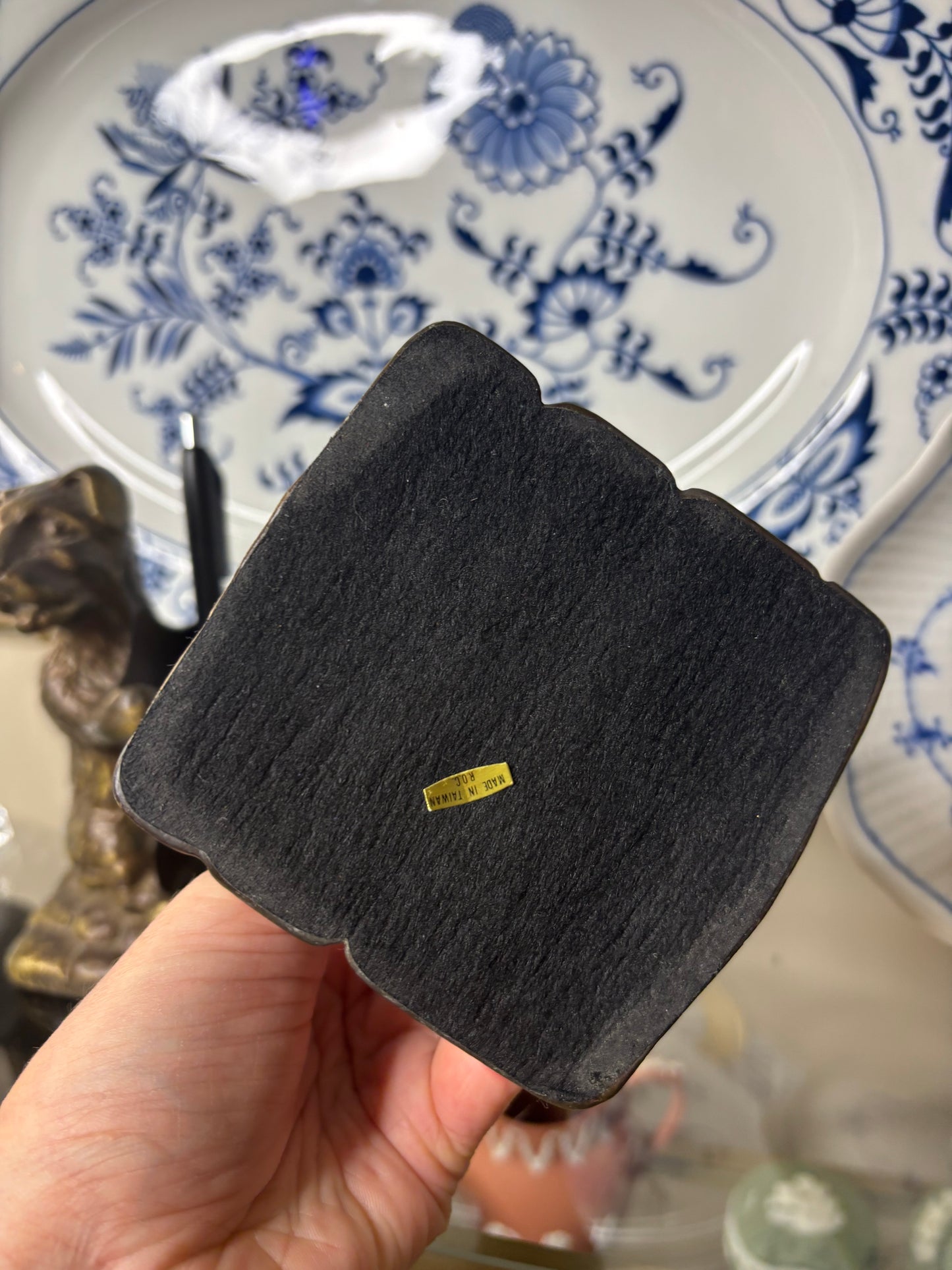 Vintage Levenger bronze dog pen holder! Two available; sold separately!