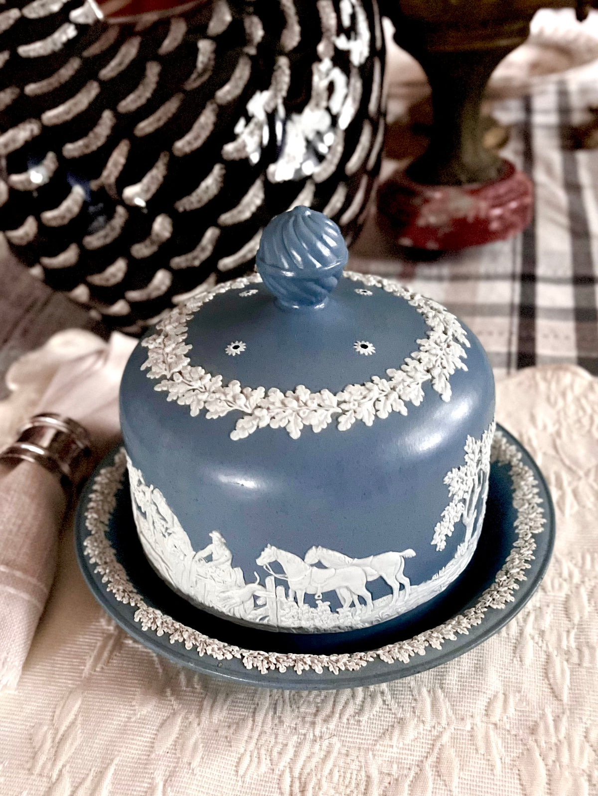 🔥ON AUCTION🔥Exceptional 19th Century Dudson Bros England Fox Hunt & Hounds “Jasperware” Cheese Dome