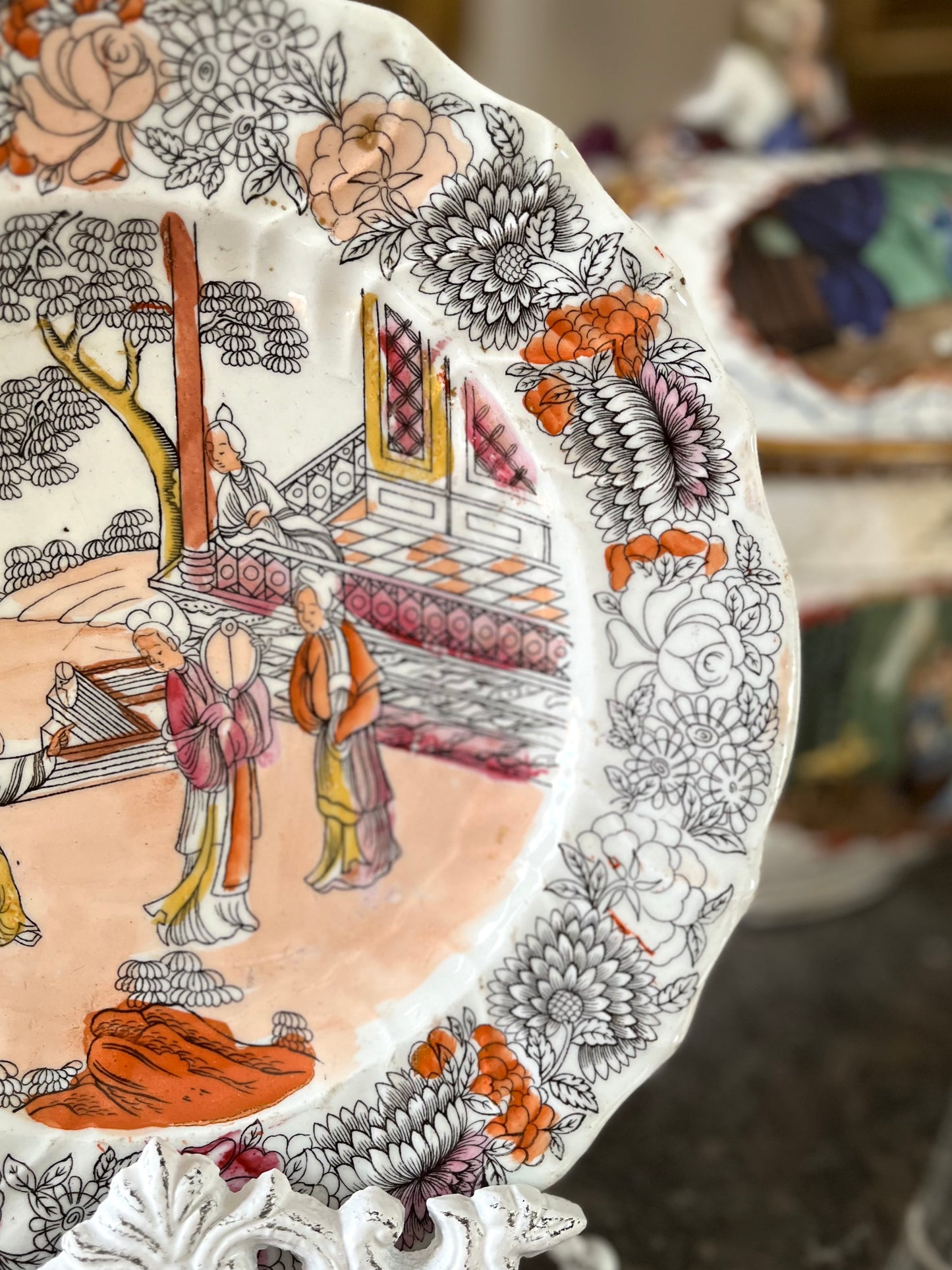 19th C. English Ironstone Chinoiserie Plate — Scalloped Rim, Continental-Style Crossed Mark” Early 1800’s Attributed to Mason’s