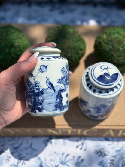 Danny's Fine Porcelain - Pair (2) Small Jar In Blue And White - 3L X 3W X 4.15H